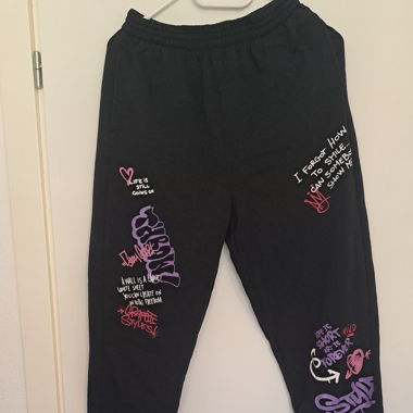 Pantaloni tuta