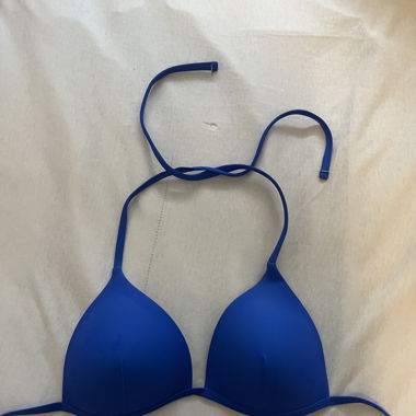 haut de maillot de bain bleu 