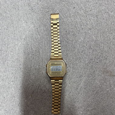 Casio Uhr, gold