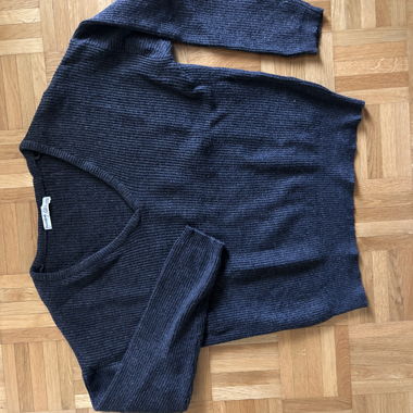Pull en maille gris foncé
