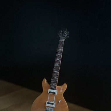 Mini Gitarre