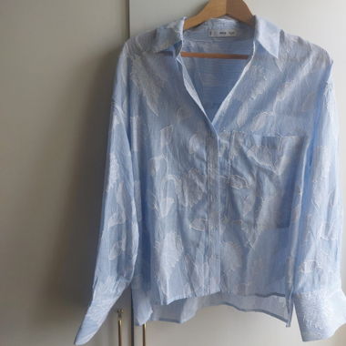 Women's blouse