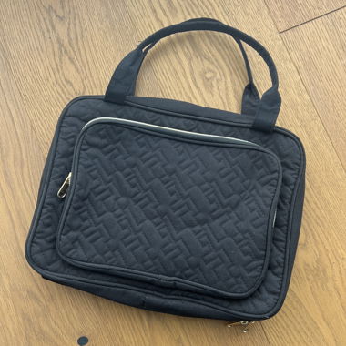 Trousse de toilette suspendable