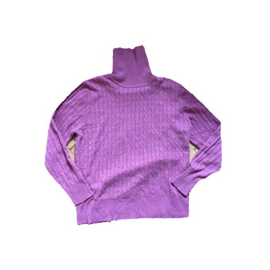 Wool sweater with pink collar