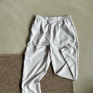 Sommerliche Stoffhose