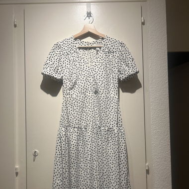 Robe d’été noir blanc