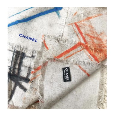 Chanel Seidenschal