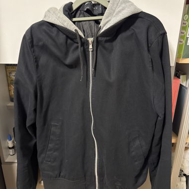 Bomberjacke mit Kapuze