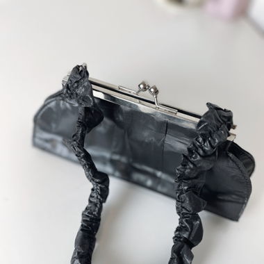 Vintage 90s  black purse