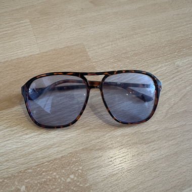 Sonnenbrille 