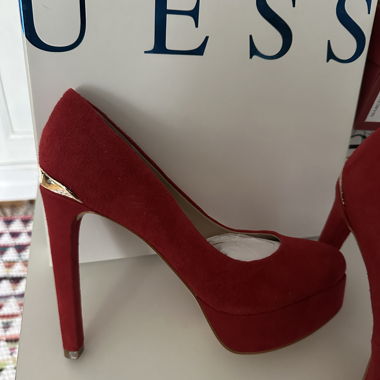 Guess Original High Heels