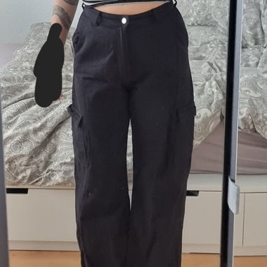 Bershka Cargo Jeans
