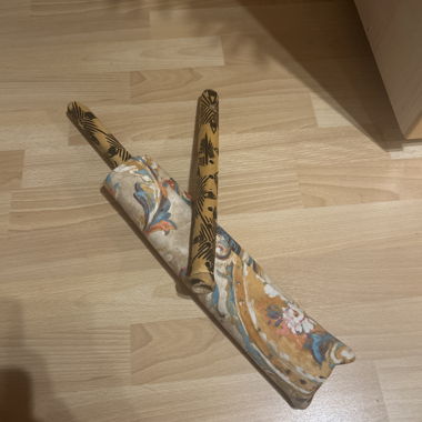 Set of 3 flutes in a printed bag 