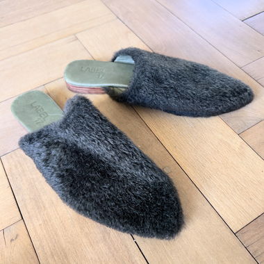 Babouche Label 17 fur slippers slides