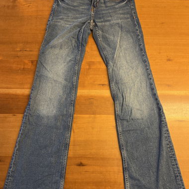Jeans Dame Gr. 34, schmal geschnitten