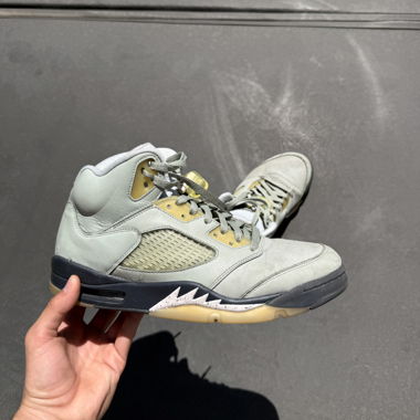 Air Jordan 5 sneakers