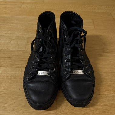 Gucci leather shoes