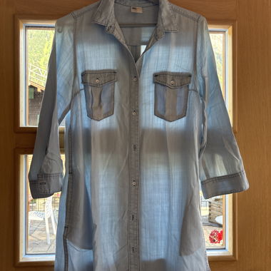 Fluide Jeanshemdkleid