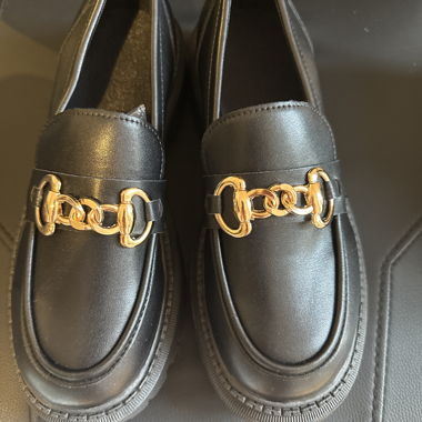 mocassins
