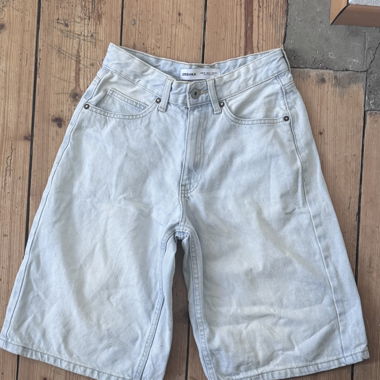 Bershka lightblue denim jorts