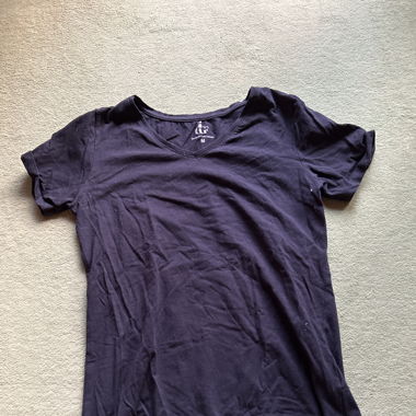 Basic schwarzes T-Shirt 