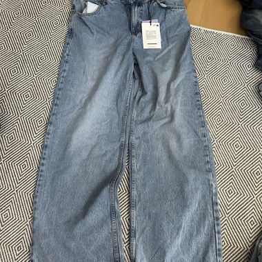 Pull and Bear baggy Jeans