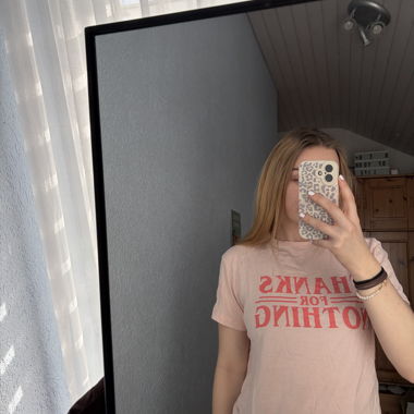 pink T-shirt with print