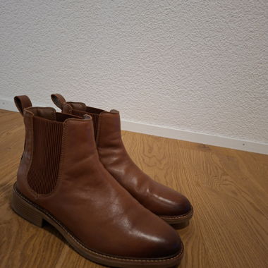 Clarks Chelsea boots