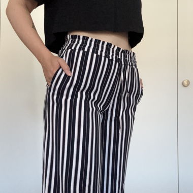 Gestreifte Stoffhose