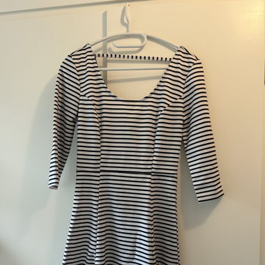 Streifenkleid