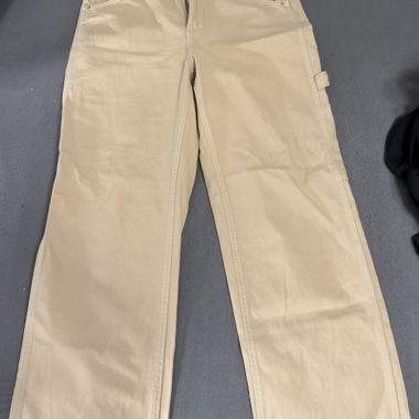 Pantaloni dritti Bershka