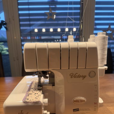 Ouverlook Nähmaschine