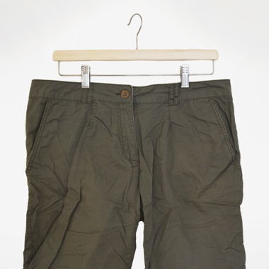Kurze Olivgrüne Hose