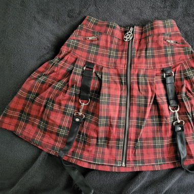 Goth pleated skirt (Killstar)