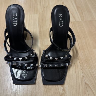 Sandaletto con tacco alto