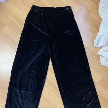 lange schwarze Samthose 