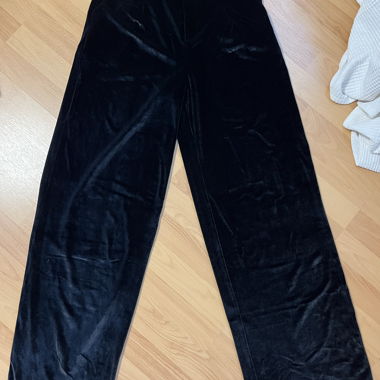 lange schwarze Samthose 
