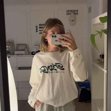 weises baggy longsleeve