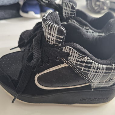 Baskets SKATE T.29