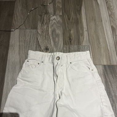Short blanc 
