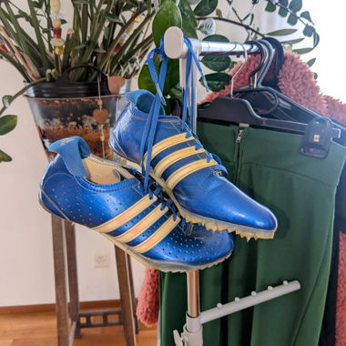 Adidas Leichtathletik-Schuhe