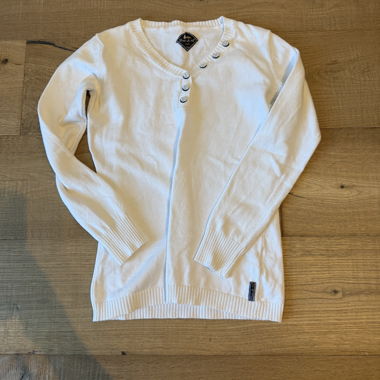 Pull à col boutonné blanc