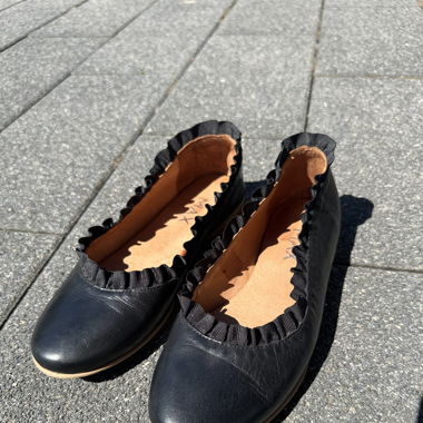 SCHWARZE MAX BALLERINAS
