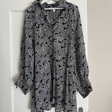 Black tunic blouse with paisley pattern, Size M