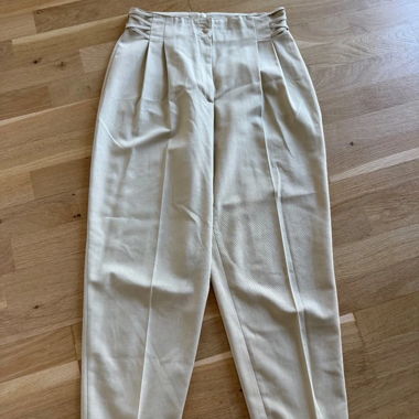 Beige Vintage-Hose mit hohem Bund