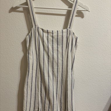Gestreiftes Kleid mit Trägern