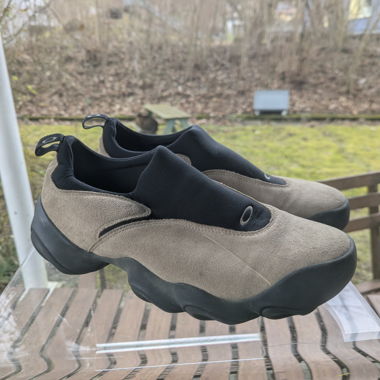 Vintage Oakley Flesh Slip-On - Archive Y2K