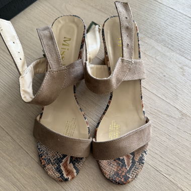Sandali da donna marroni
