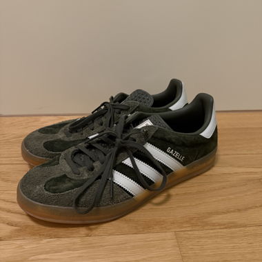 Adidas Gazelle Sneakers