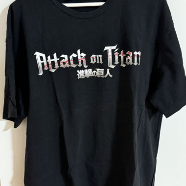 T-shirt Anime - Attack on Titan